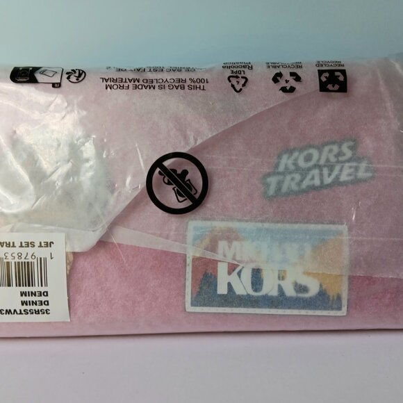 MICHAEL KORS NWT Hot Pink (Dragonfruit) Travel Wristlet Phone Wallet - Picture 5 of 5